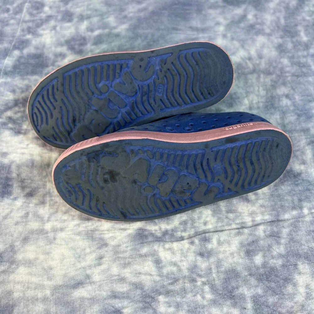 Native Jefferson Sugarlite Blue & Pink Shoes Sz 11